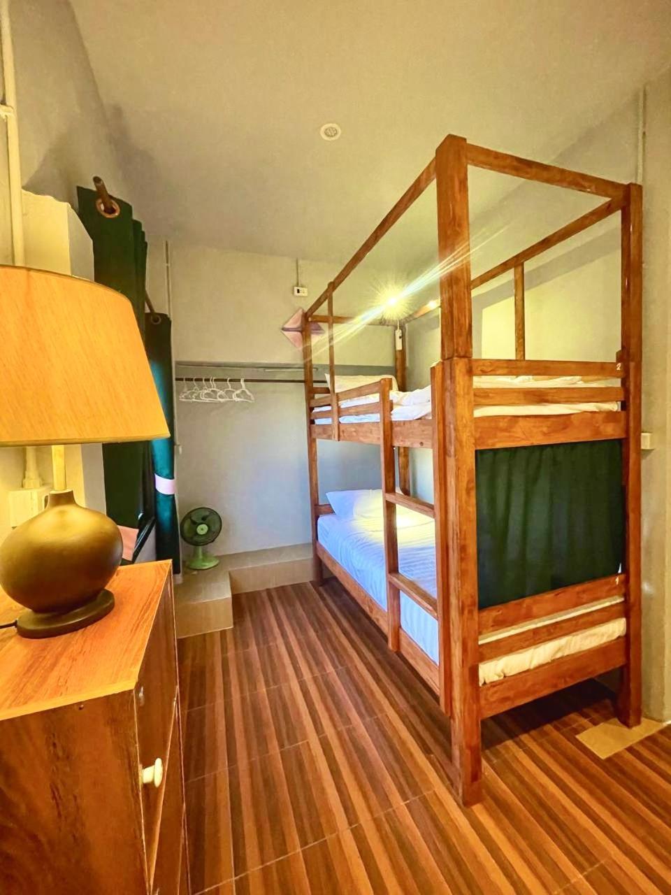 Propaganda Hostel Пханган Экстерьер фото