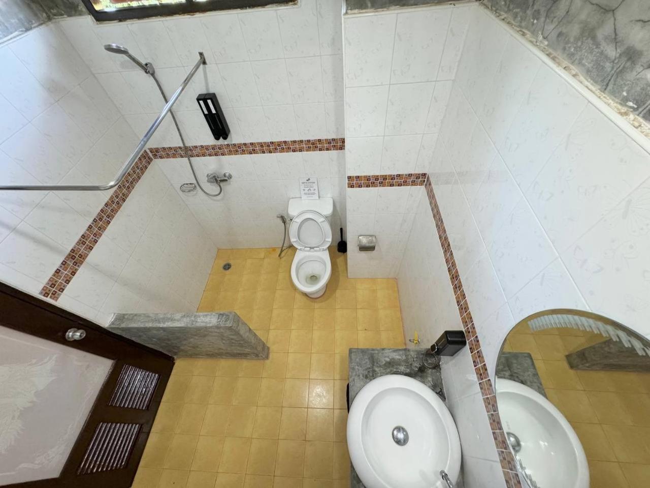Propaganda Hostel Пханган Экстерьер фото