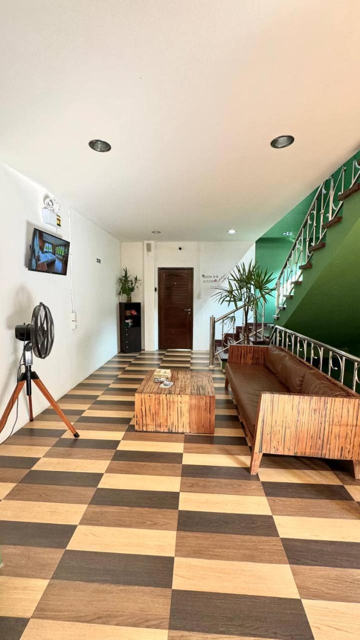 Propaganda Hostel Пханган Экстерьер фото