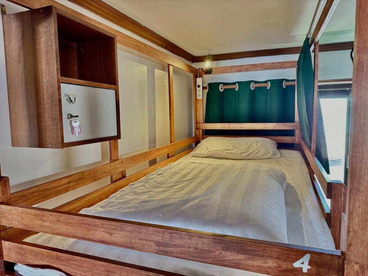 Propaganda Hostel Пханган Экстерьер фото
