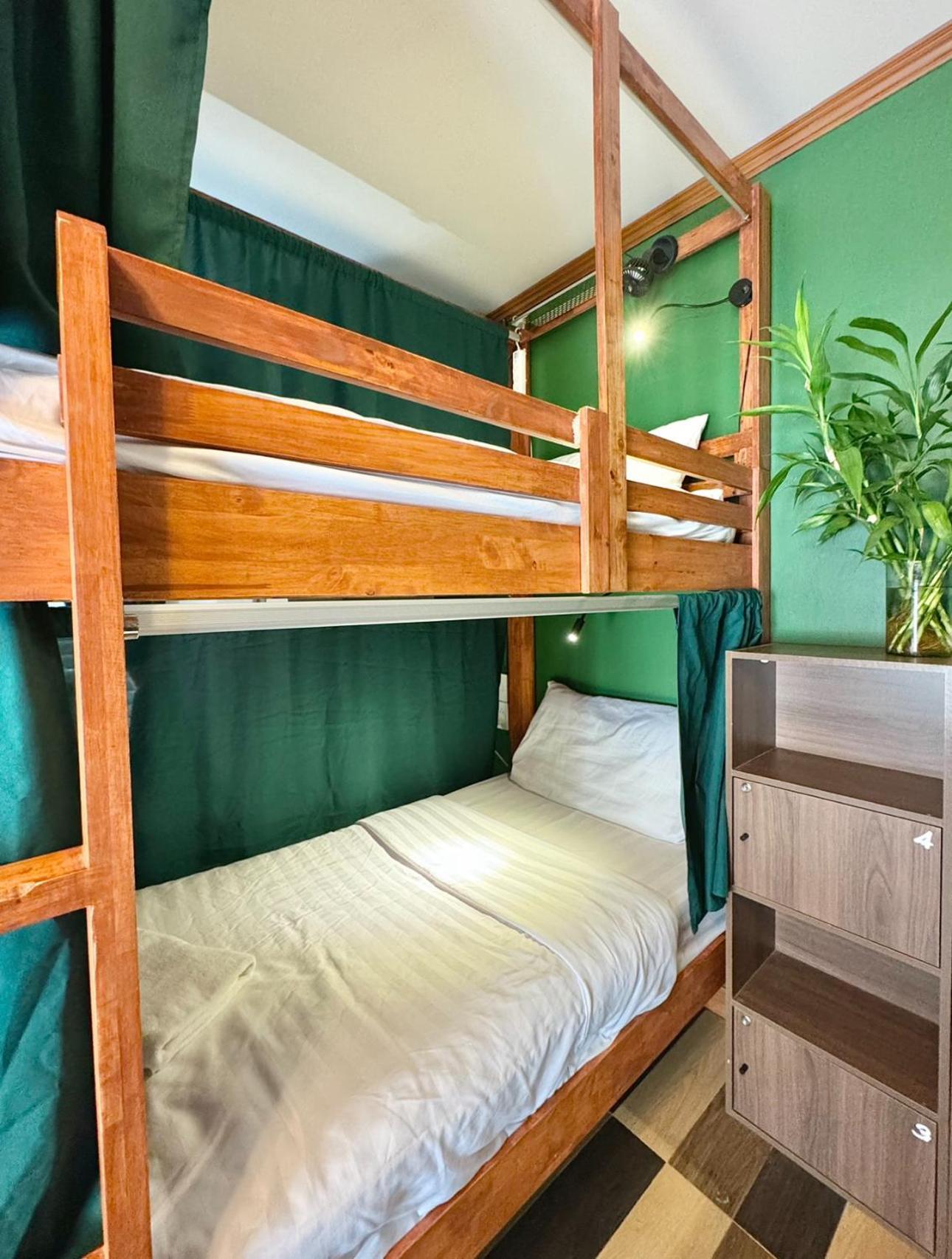 Propaganda Hostel Пханган Экстерьер фото