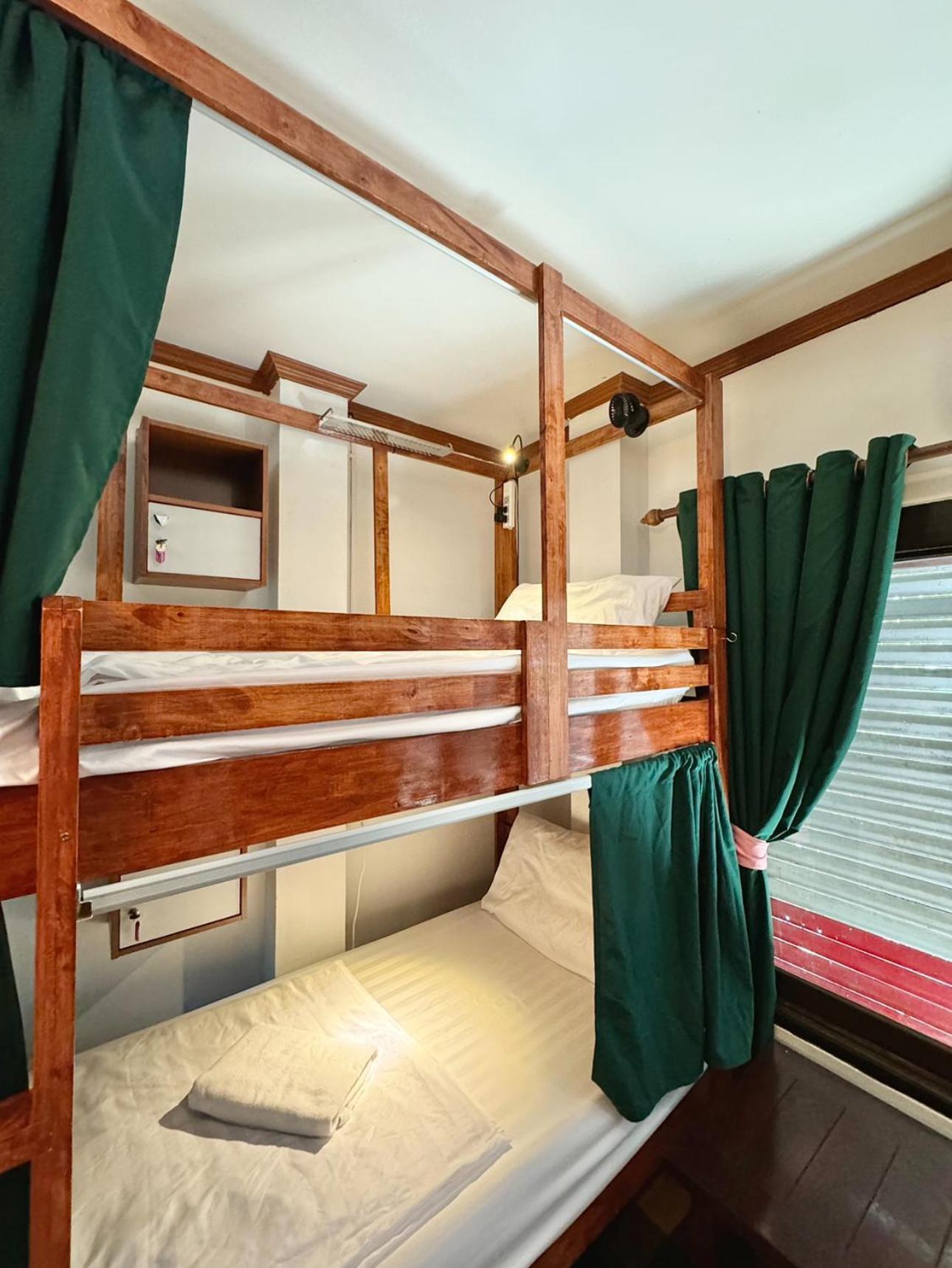 Propaganda Hostel Пханган Экстерьер фото